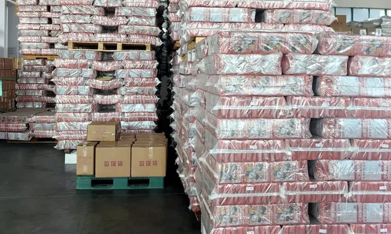 OKISS finished trash bag stock on pallets