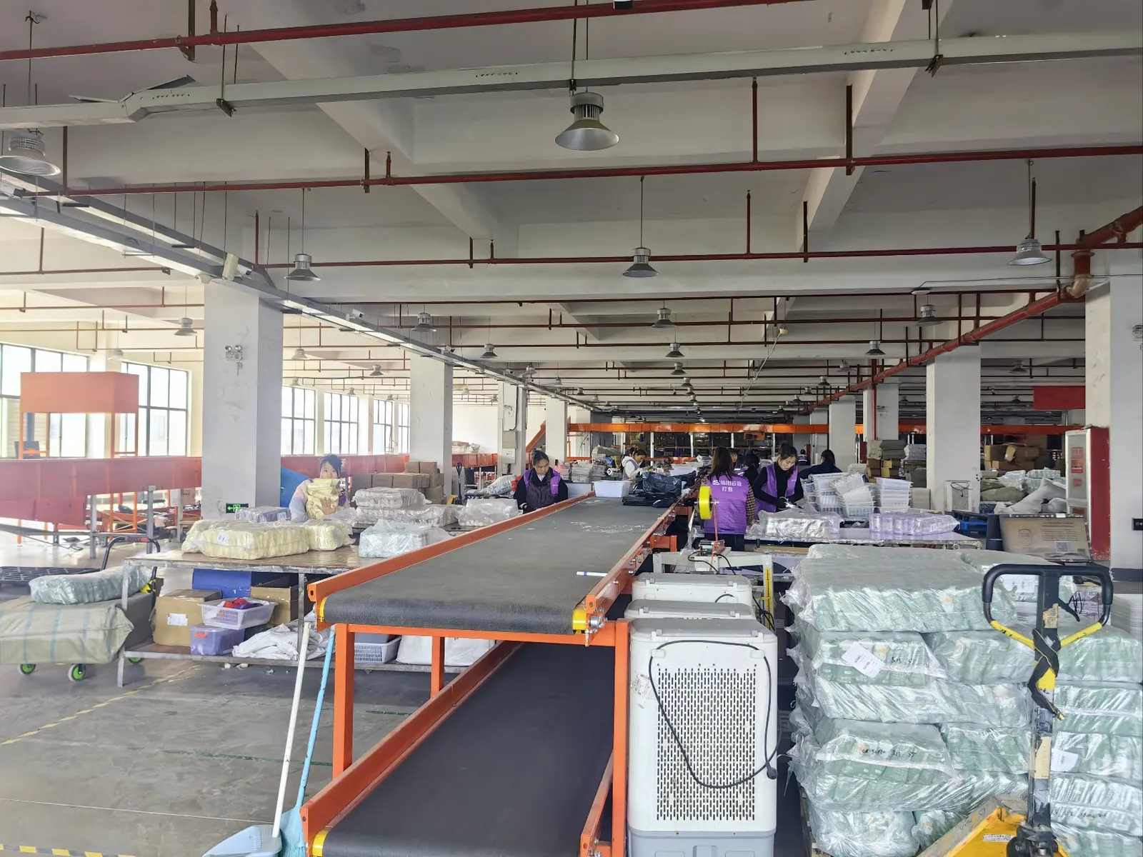 OKISS factory packing line и workshop operations